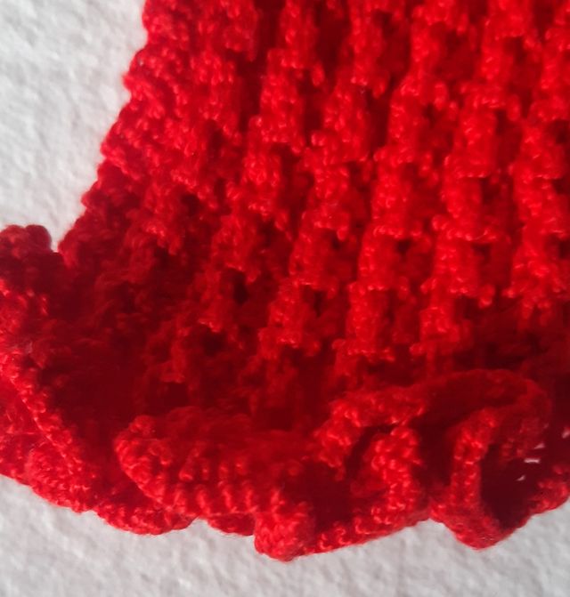 Joya de punto artesanal