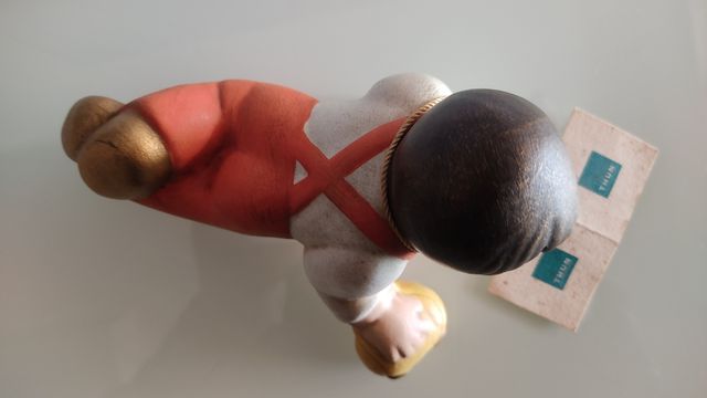 Thun bambino con macchina