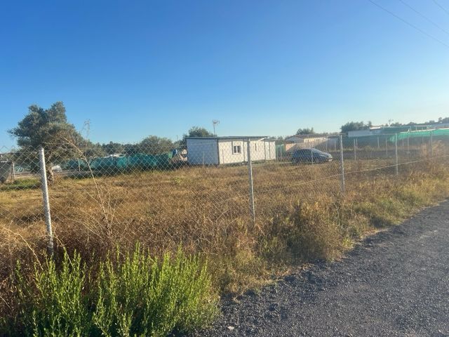 Parcela en asociacion de vecinos los olivares