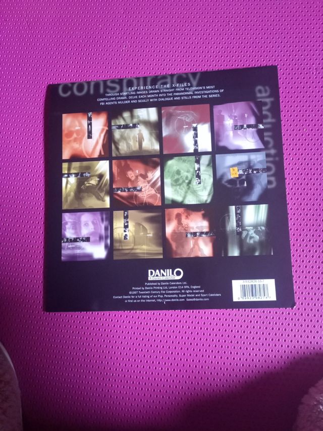 EXPEDIENTE X.  CALENDARIO