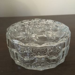Scatola in cristallo con coperchio