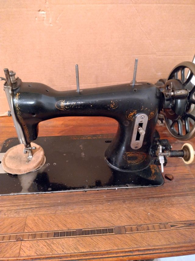 Macchina da cucire vintage