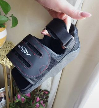 Scarpa per alluce valgo