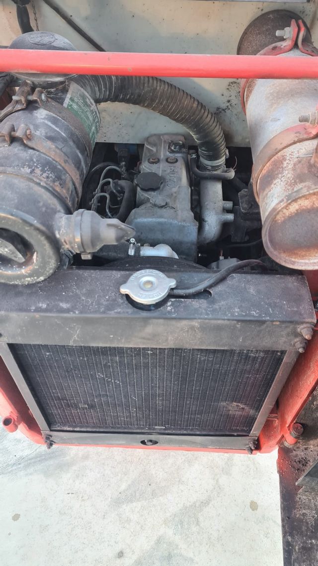 Minicargadora Ghel 1620