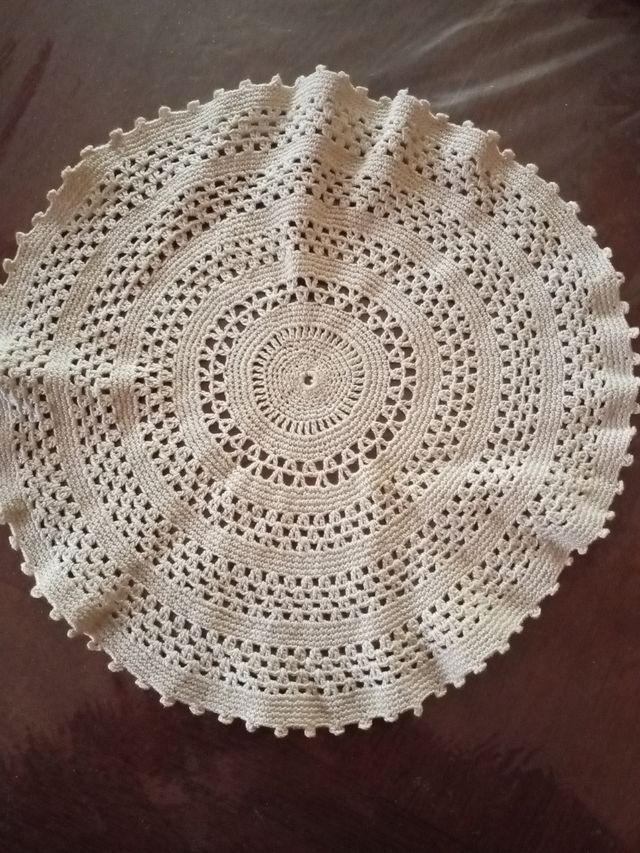 Centrino 25 cm fatto a mano