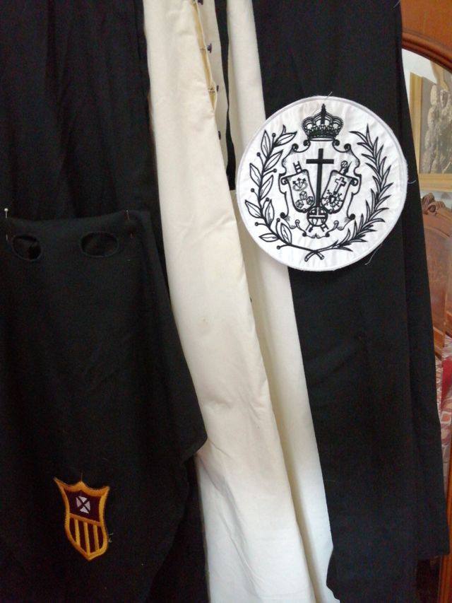 Tunica completa de Jesús despojado