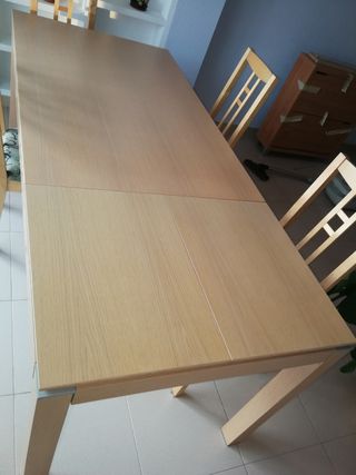Mesa comedor extensible 