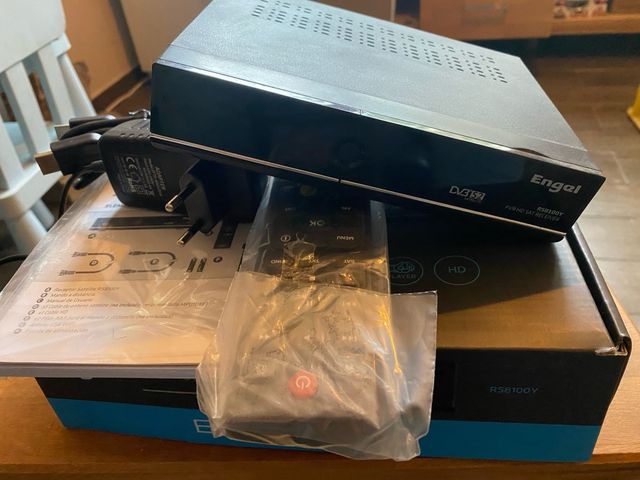 Decodificador engel 8100 hd