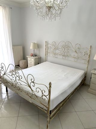 Letto matrimoniale  in ferro battuto