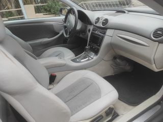 Mercedes-Benz  CLK 2005