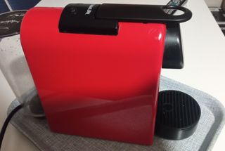 Cafetera Nespresso rota