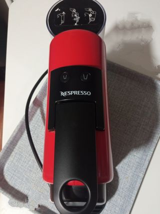 Cafetera Nespresso rota