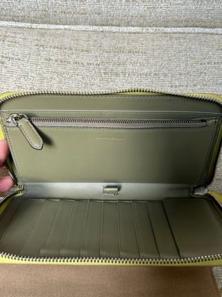 Cartera Burberry Continental 