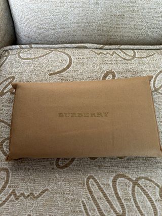 Cartera Burberry Continental 