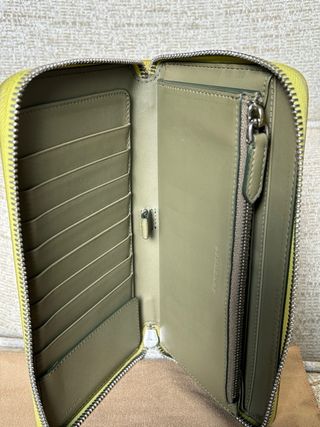 Cartera Burberry Continental 