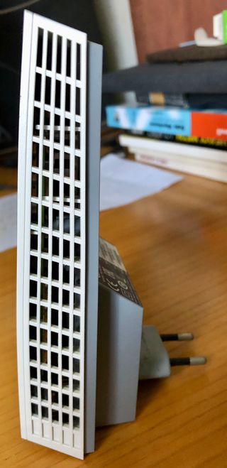 Netgear X4 AC2200 Wifi range extender EX7300