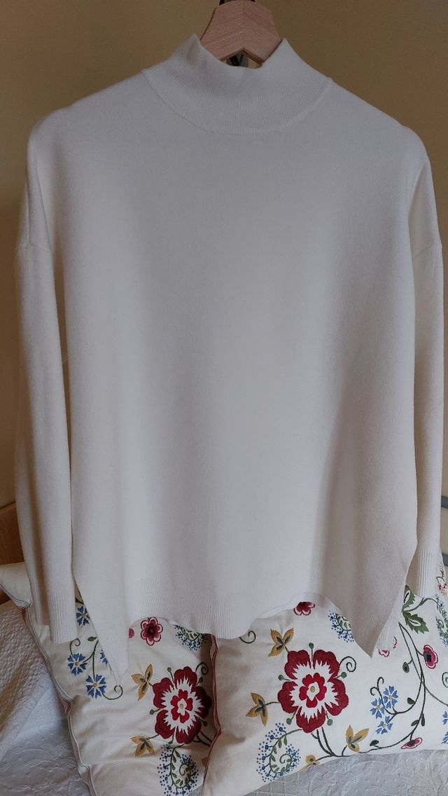 Jersey blanco/crema Stradivarius Talla S