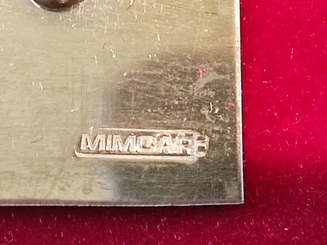 Escultura placa en bronce de J.Perello