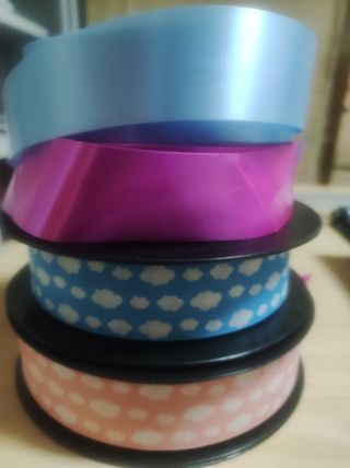 4 Rollos cinta regalo