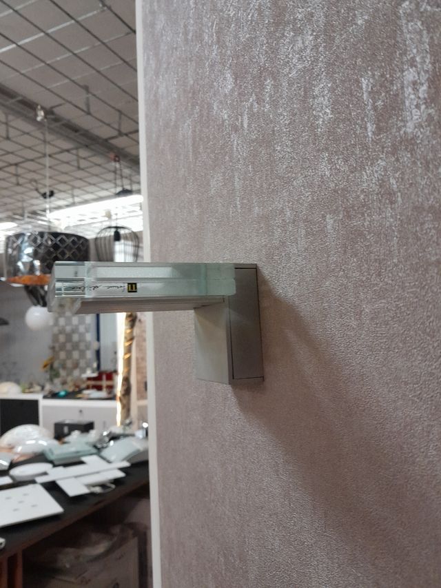 Applique in vetro design moderno