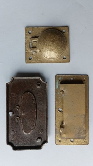 MANIGLIE IN BRONZO, 6€ UNITARIO.