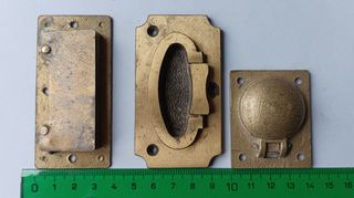 MANIGLIE IN BRONZO, 6€ UNITARIO.