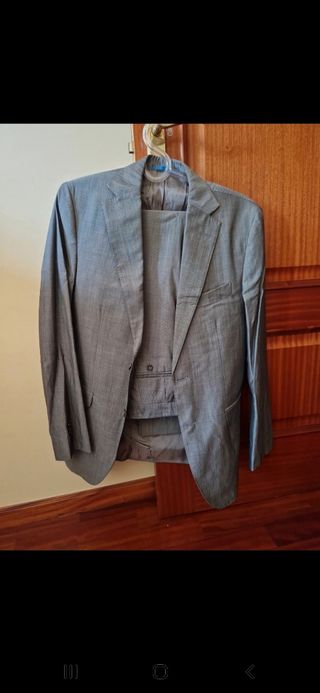 Traje Massimo Dutti gris 