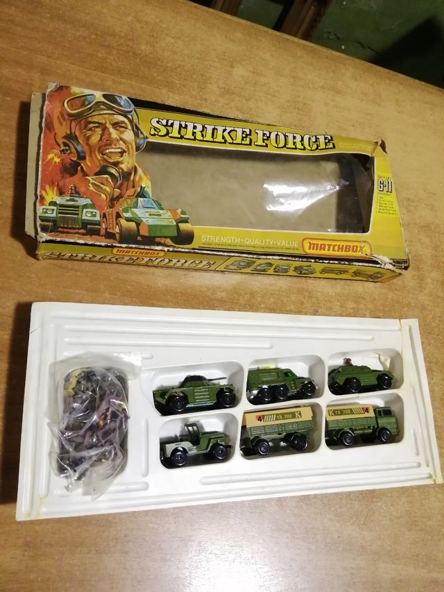 Scatola di fiammiferi Strike Force Auto militari