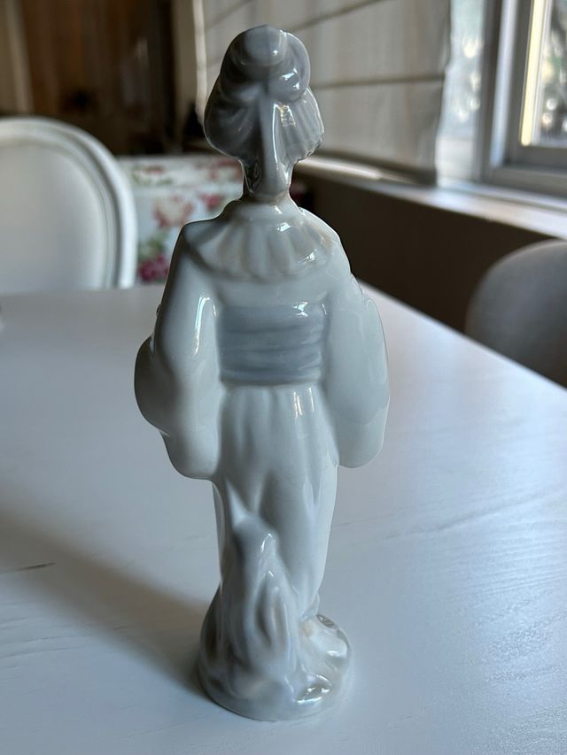 Figura de cerámica de Nao