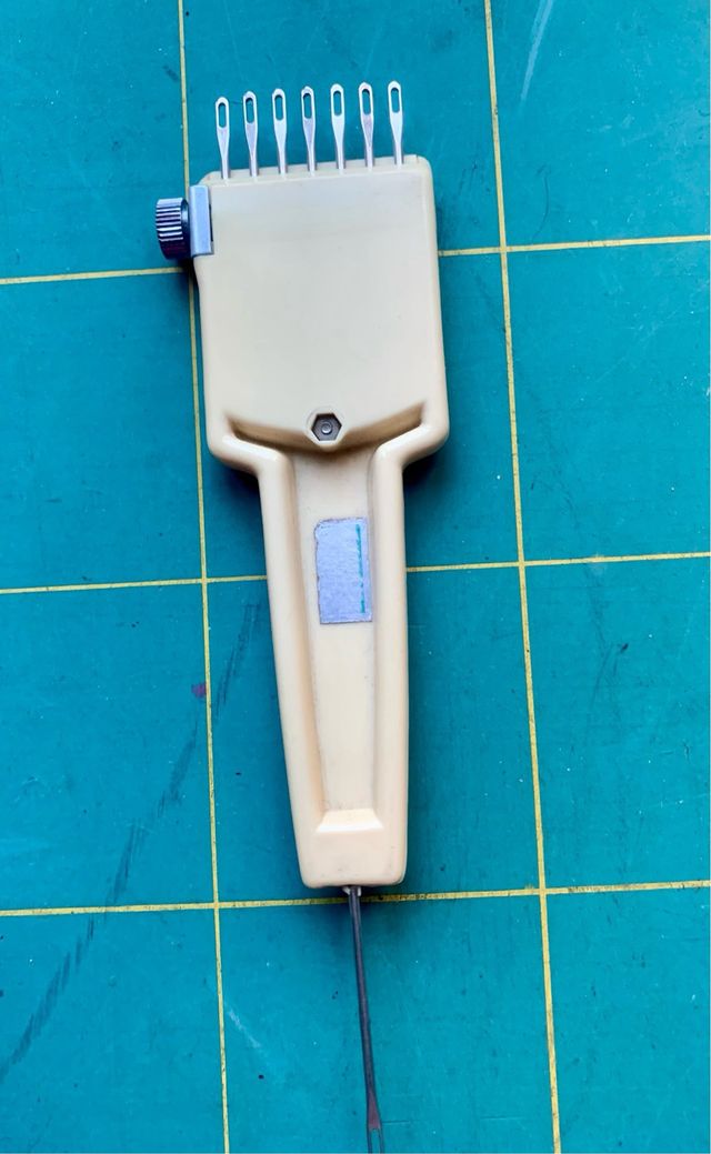 7 prong tool for knitting machine