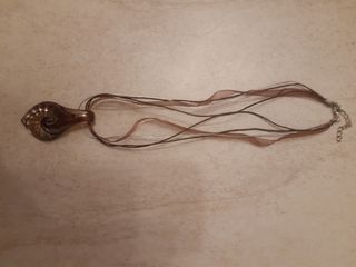 Collana con ciondolo 