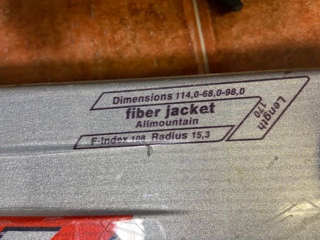 2 ESQUIS HEAD C 120, CON FUNDA Y PALOS QUECHUA