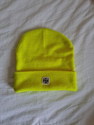 Cappello giallo / Yellow beanie hat