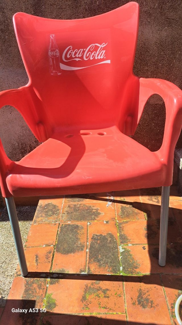 Sillas  de terraza  logotipo coca cola