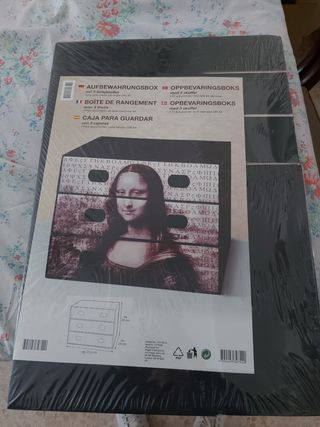 Caja para guardar con 3 cajones. 