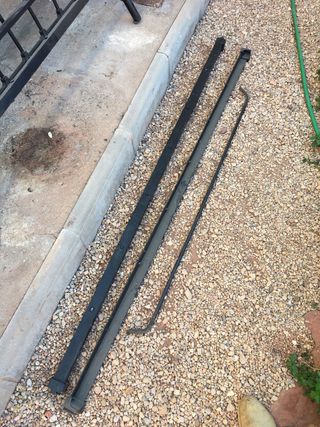 Antigua cama de hierro