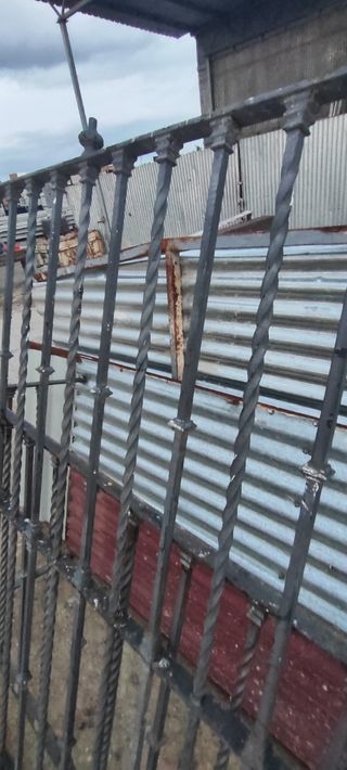 Reja hierro macizo 
