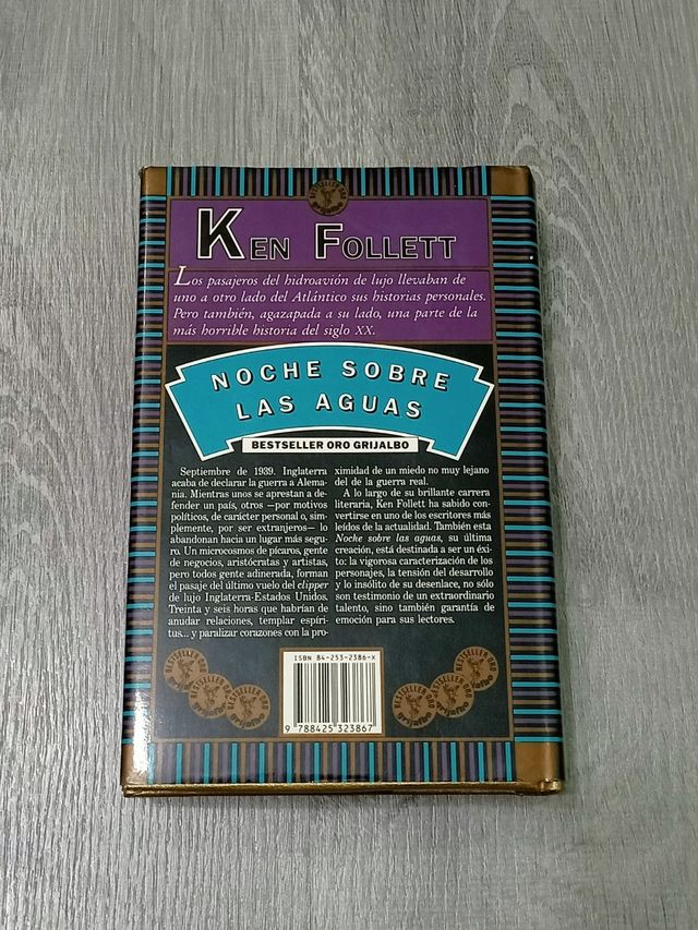 Noche Sobre las Aguas