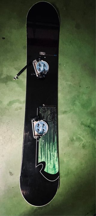 Snowboard tabla 160, botas semirrigidas 44,5