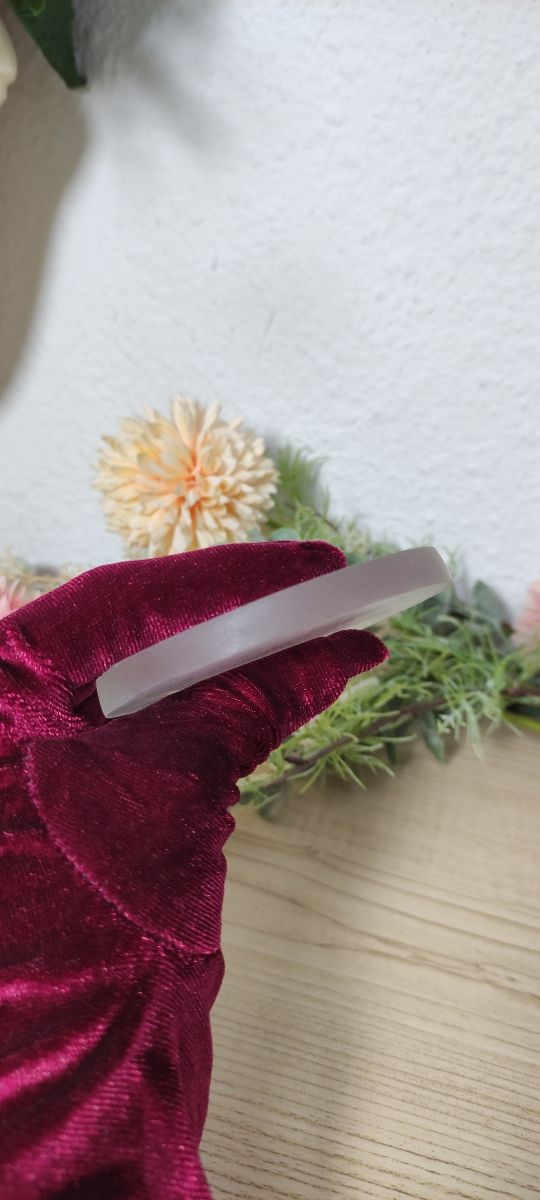 Placa selenita con simbolos chacras