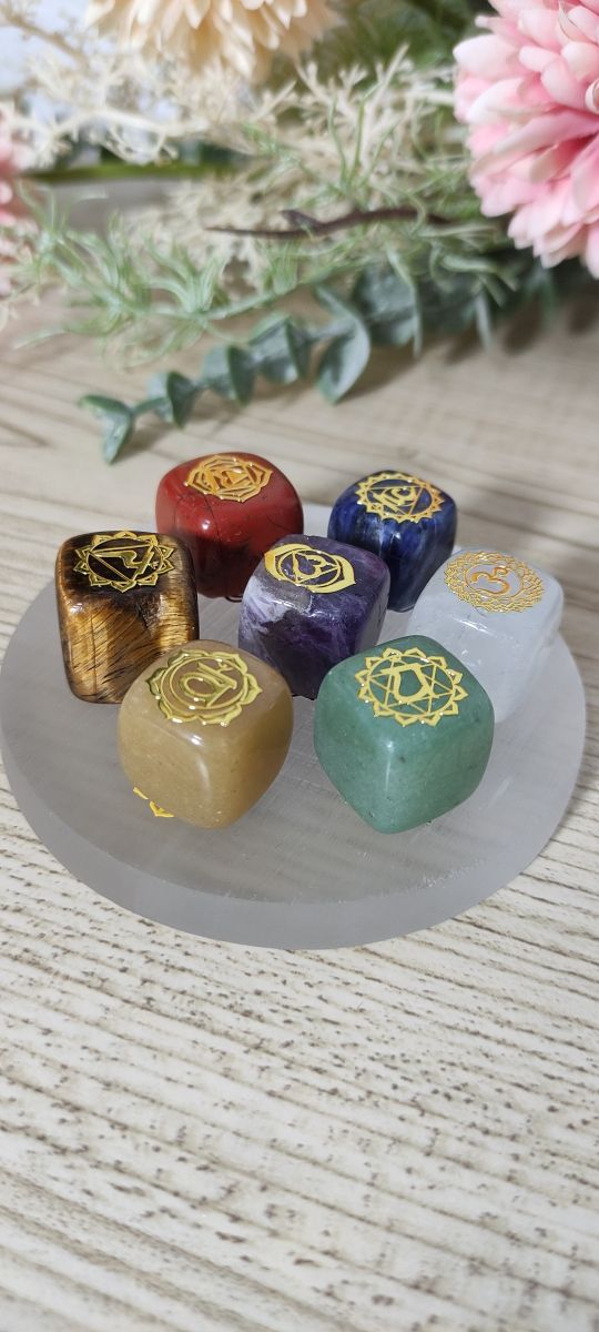 Placa selenita con simbolos chacras