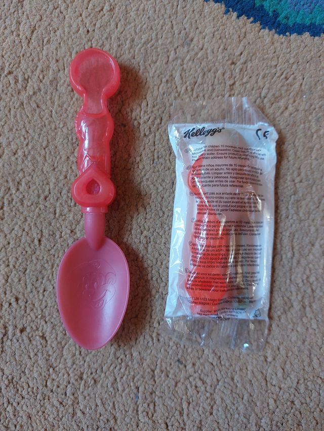 Cucchiai di plastica Kelloggs