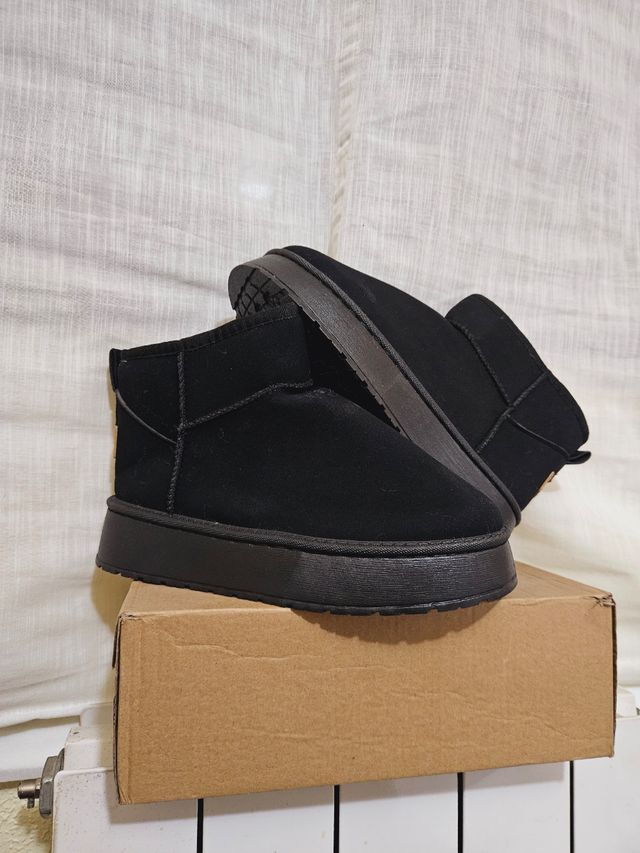 Botas pelo con plataforma negras