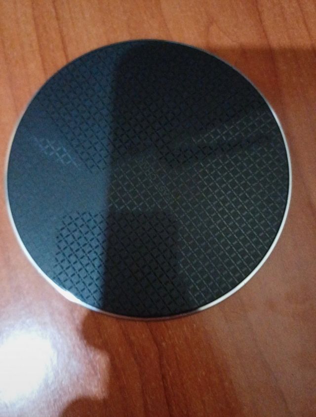 Ricaricatore wireless smartphone