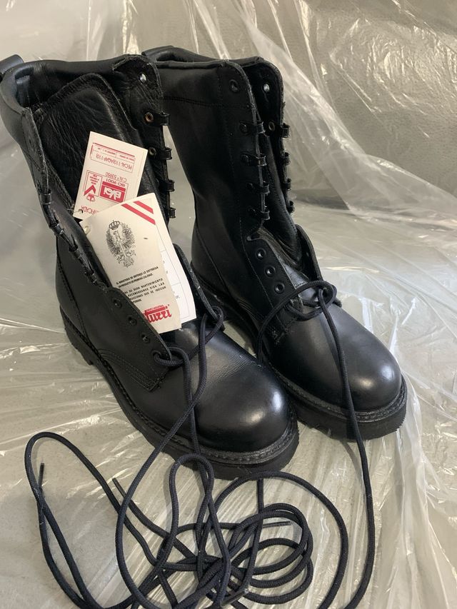 Botas piel negro talla 39