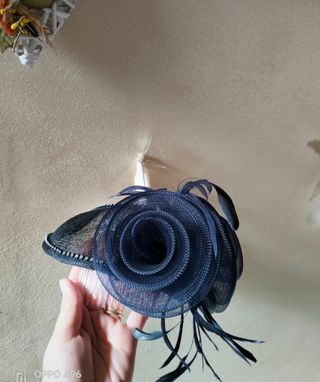 Cappellino blu da cerimonia 🌺