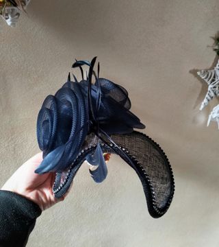 Cappellino blu da cerimonia 🌺