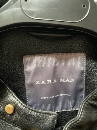 Cazadora efecto piel cremalleras