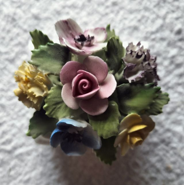 Set di 2 fiori in porcellana «Royal Adderley»