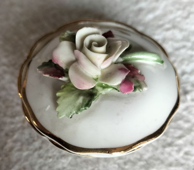 Set di 2 fiori in porcellana «Royal Adderley»